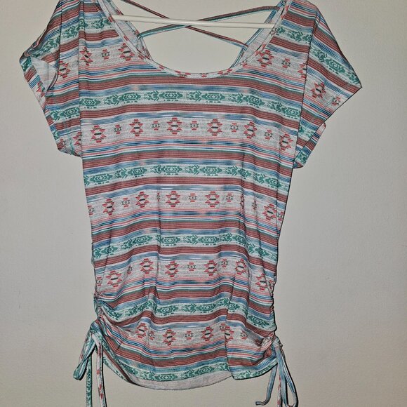 Self Esteem Aztec Print Runched sides, Dolman Sleeve Blouse, Jrs Sz Large - Picture 5 of 5